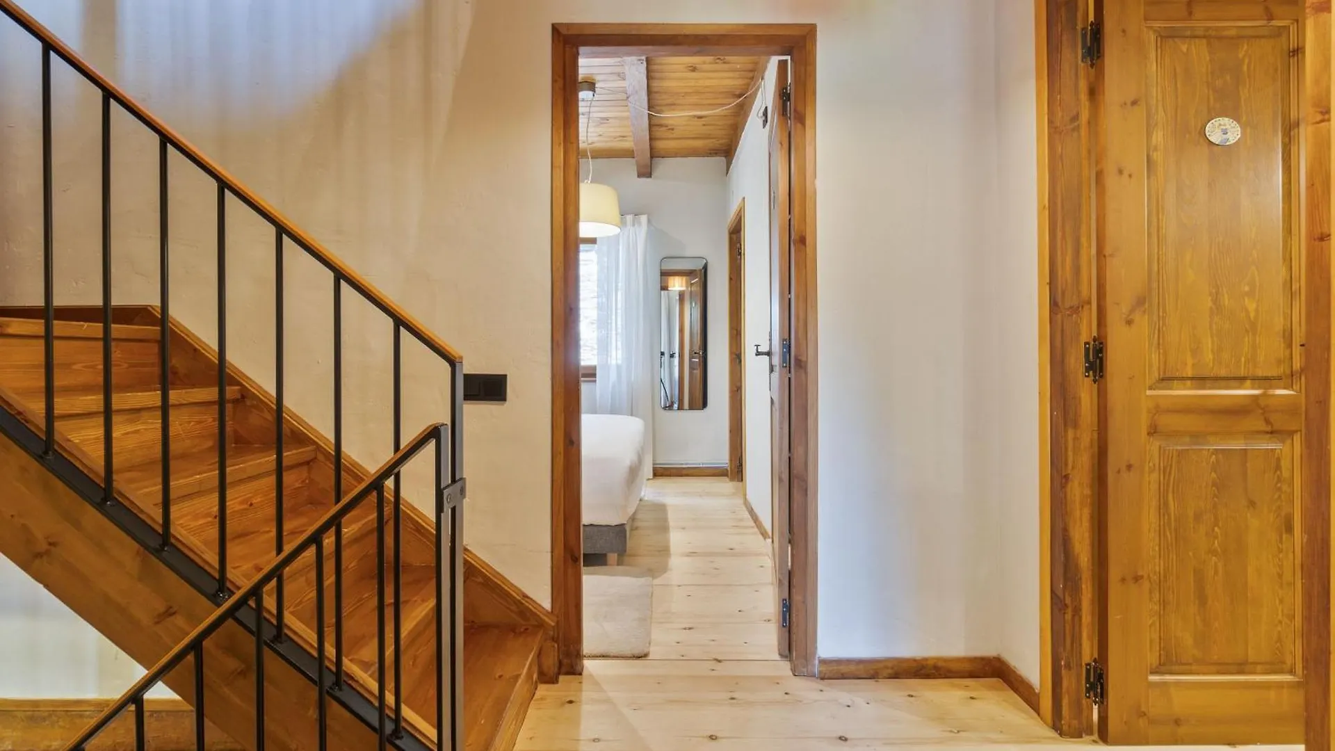 Luderna - Casa Con Terraza Somont Villa Naut Aran Holiday home