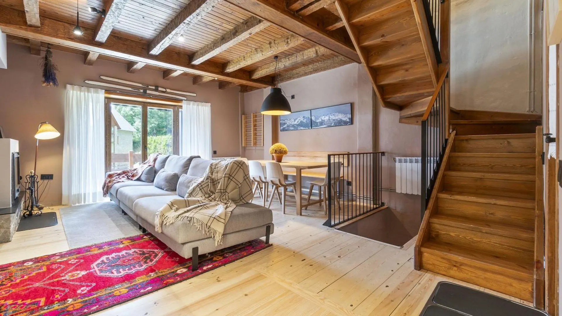Holiday home Luderna - Casa Con Terraza Somont Villa Naut Aran