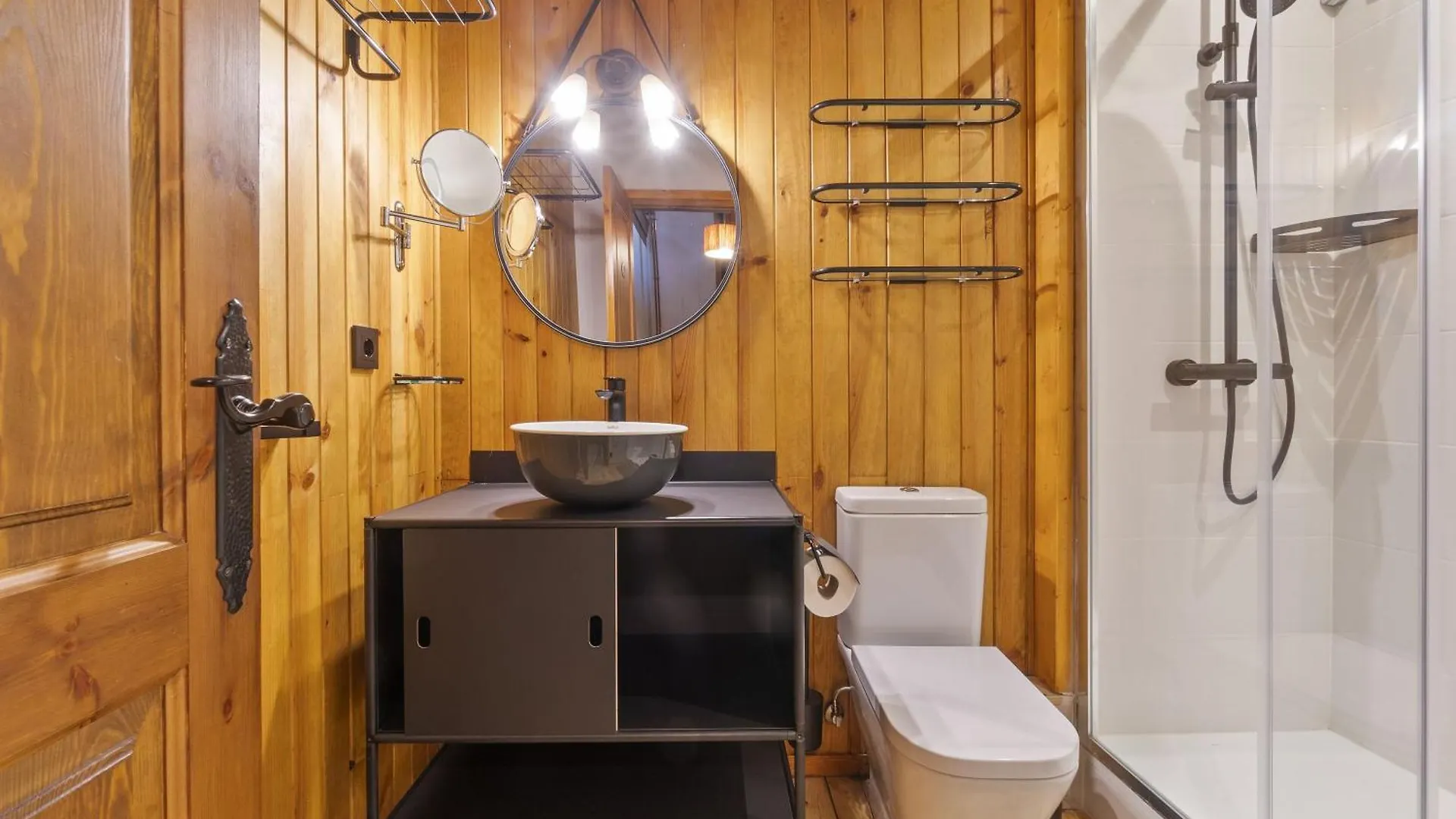 Holiday home Luderna - Casa Con Terraza Somont Villa Naut Aran Spain
